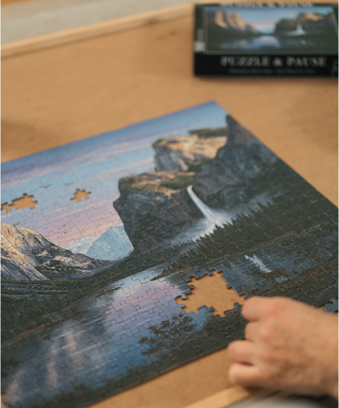 Mountain Mist 500 Pc Puzzle & Candle Box